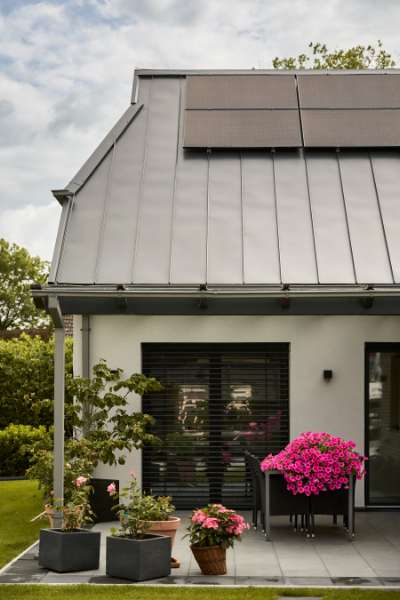 Ansprechende Mix aus Holz und Stahlprofilen, Im Ziek 1, 27374 Visselhövede